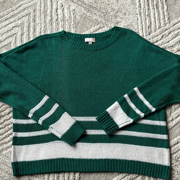 SO Sweaters - EUC Size Large Green Striped Boxy Sweater